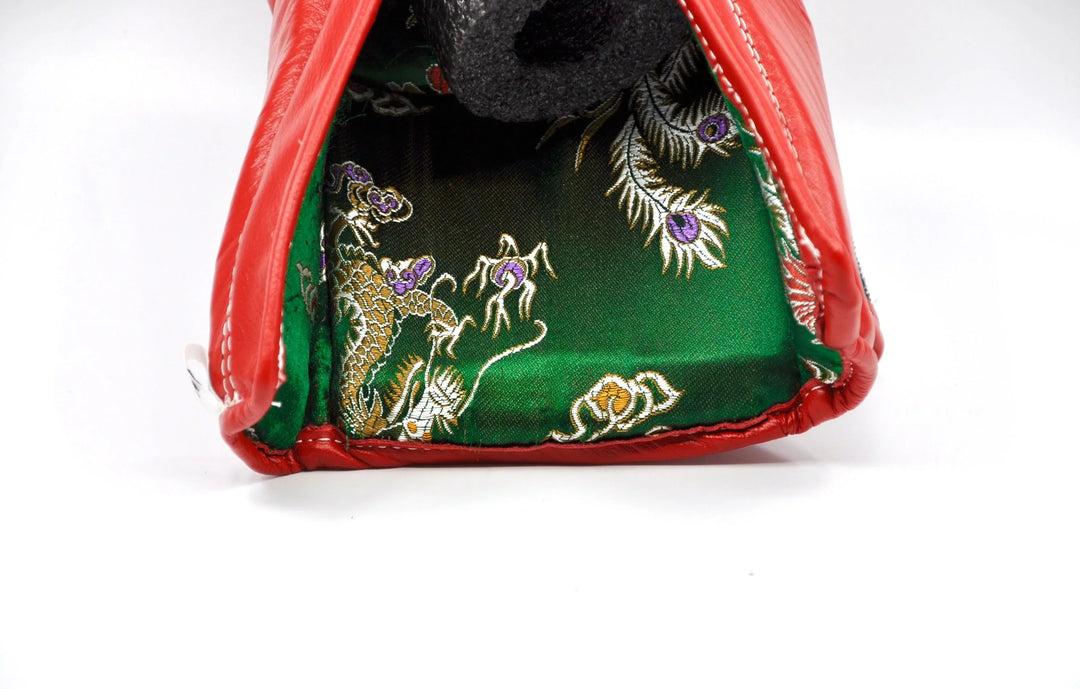 Bryant_boxing_gloves