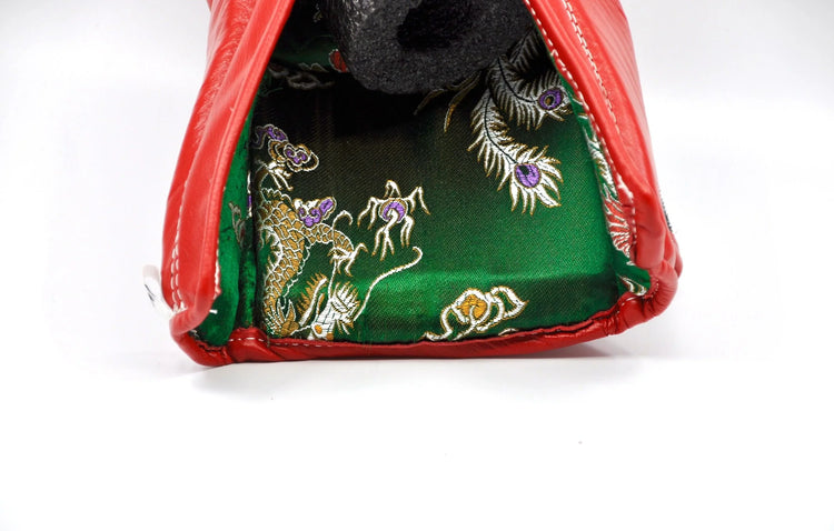 Bryant_boxing_gloves